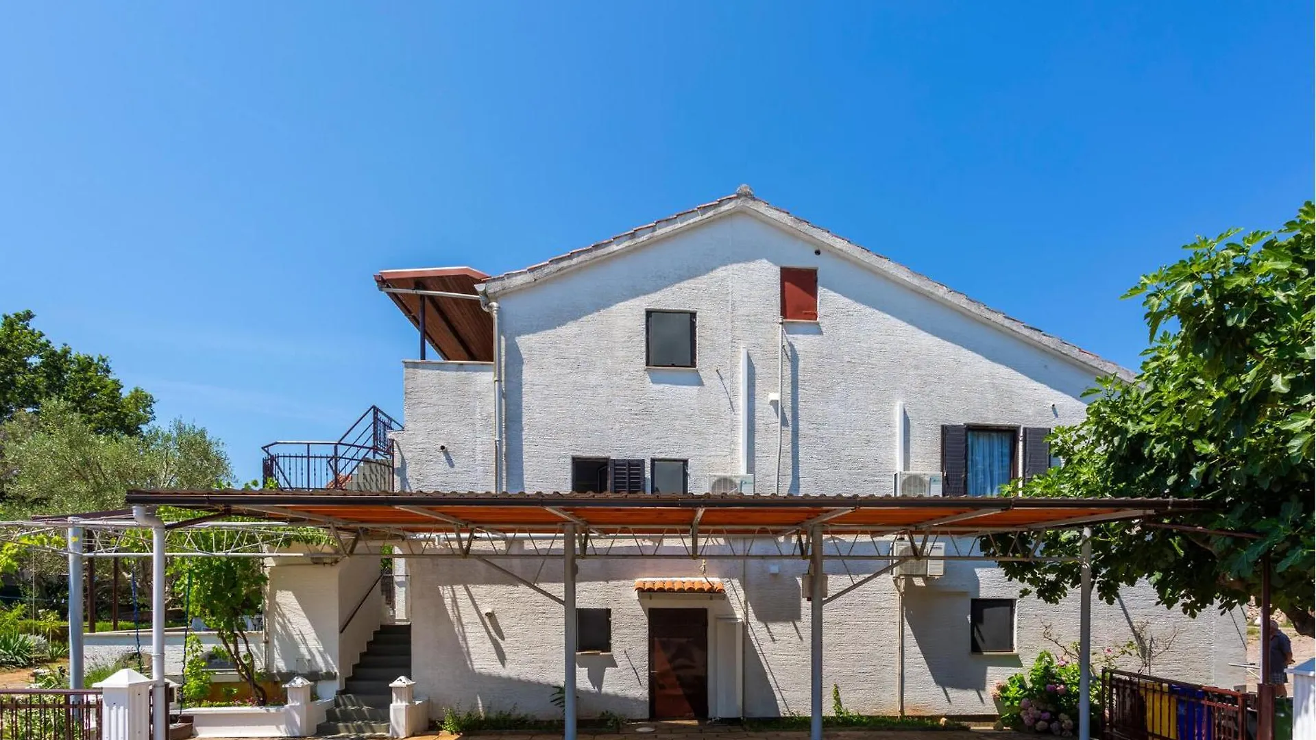 2 Bedroom Amazing Apartment In Pinezici  Pinezici (Krk)