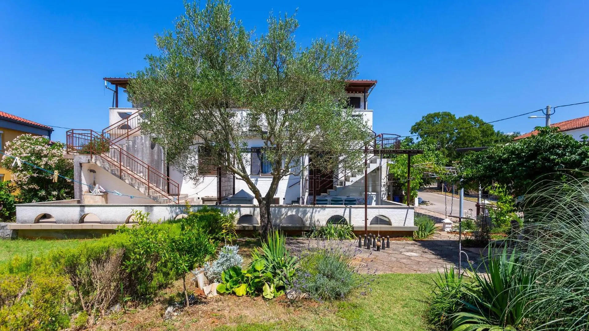 2 Bedroom Amazing Apartment In Pinezici Pinezici (Krk)