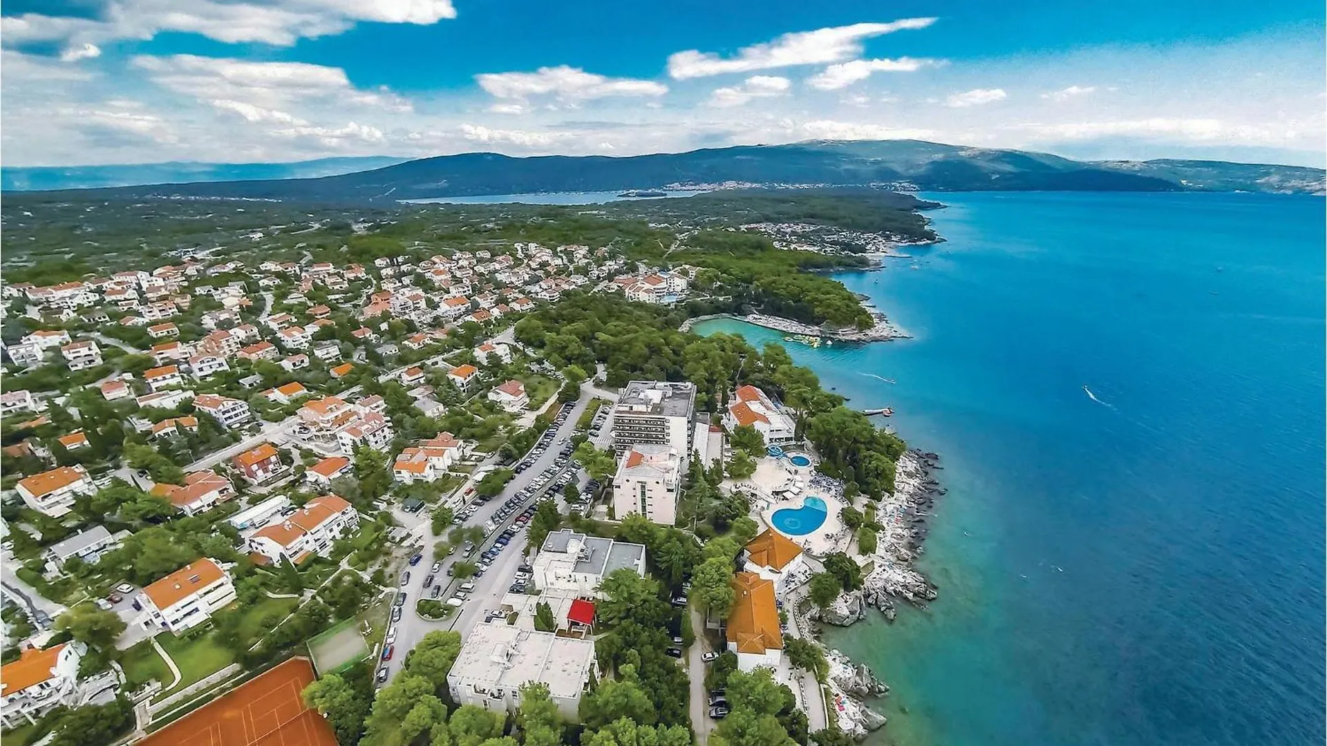 2 Bedroom Amazing Apartment In Pinezici Croatia